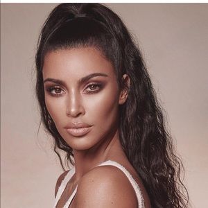 Meet your Posher, Aalondra